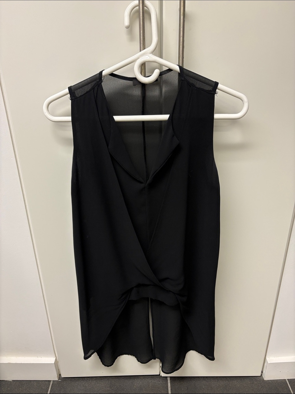 Sleeveless Black Twist-Front Women's Top